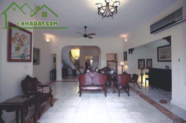 💥 Siêu VIP - Biệt thự Mặt phố Trương Công Giai, Cầu Giấy, 137m2 3T MT 10.5m, Chỉ 52.5 Tỷ - 2