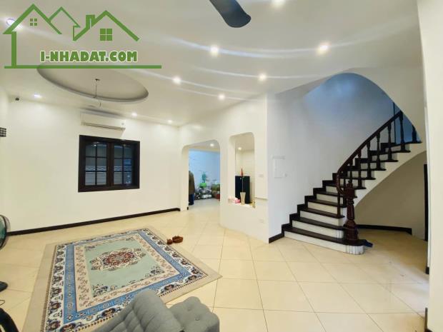 💥 Biệt thự Kiến trúc Pháp Mặt phố Tô Ngọc Vân, Tây Hồ, 171m2 4T MT 15m, Chỉ 78 Tỷ  💥 - 4