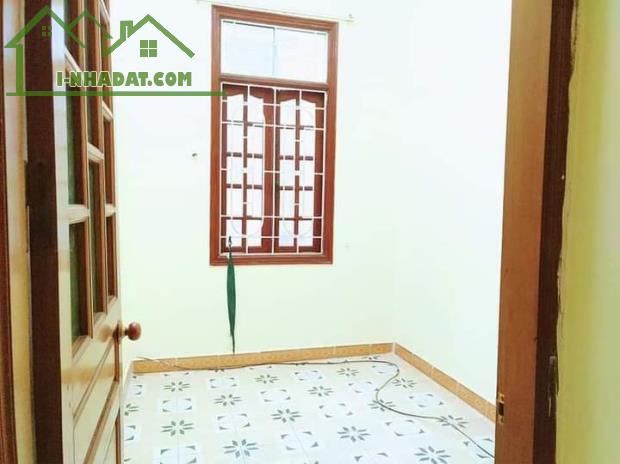 Bán nhà mặt phố 88m trung tâm Tây Hồ. Mặt tiền 5.6m - 1