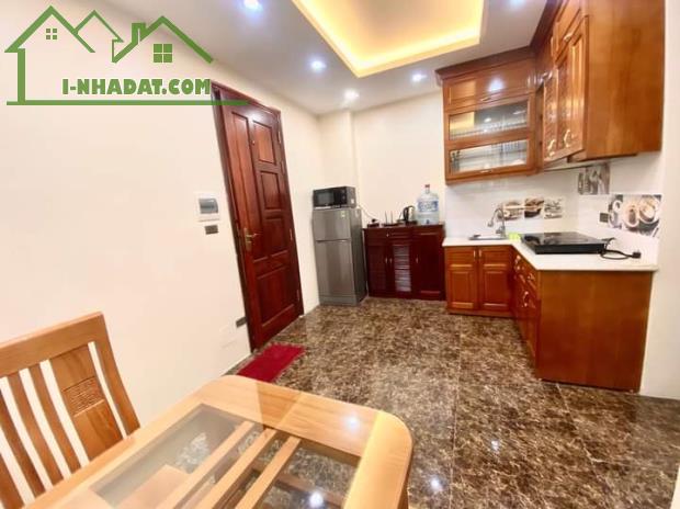 TÒA APARTMENT VIEW HỒ TÂY,  VỊ TRÍ SIÊU ĐỈNH,  DT 128M2 x 10T,  MT 11M, GIÁ 39,2 TỶ.