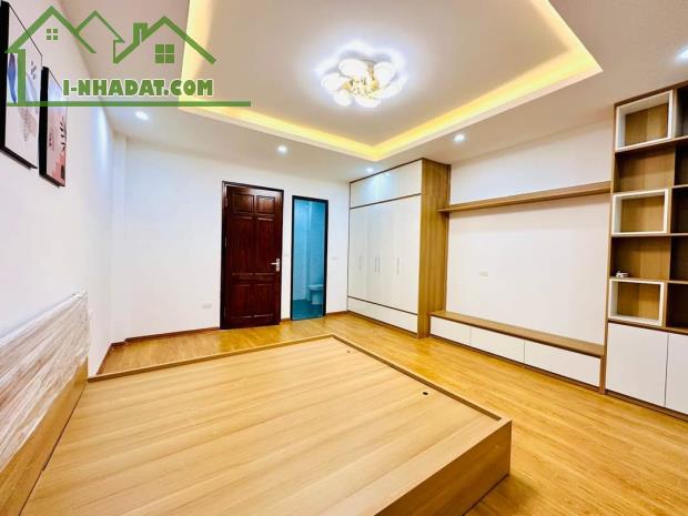 Siêu Hot Phố Giáp Bát 32m×5T. Nhà Mới 3 Ngủ. Giá 8.6 Tỷ - 4