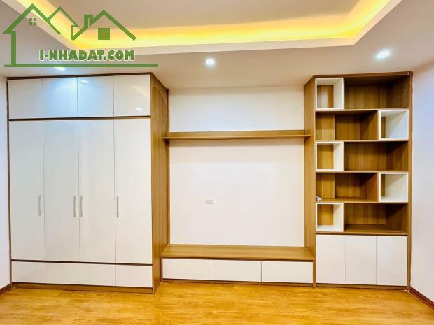 Siêu Hot Phố Giáp Bát 32m×5T. Nhà Mới 3 Ngủ. Giá 8.6 Tỷ - 5