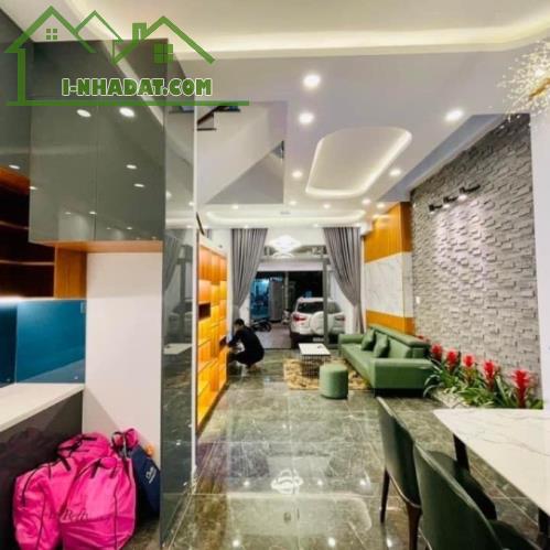 👉💯 4 TẦNG -NGANG HƠN 5m- XE HƠI VÀO NHÀ- GẦN GIGAMALL PHẠM VĂN ĐỒNG - 1