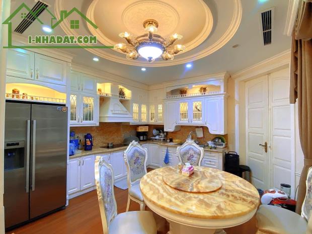 BÁN BIỆT THỰ DÂN XÂY ĐƯỜNG NGUYỄN KHANG, LÔ GÓC, DT 156M2 x 5T, MT 20M, GIÁ 41 TỶ. - 2