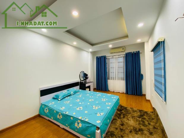 Bán nhà Lê Trọng Tấn, Quận Thanh Xuân, DT: 50m. Giá: 9  tỷ - 1