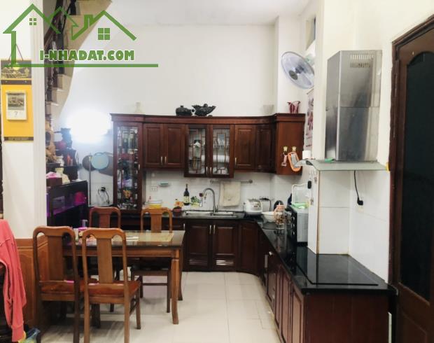 Bán nhà Lê Trọng Tấn, quận Thanh Xuân. DT: 50m x 5 tầng. Giá: 12 tỷ. Lô góc - 1