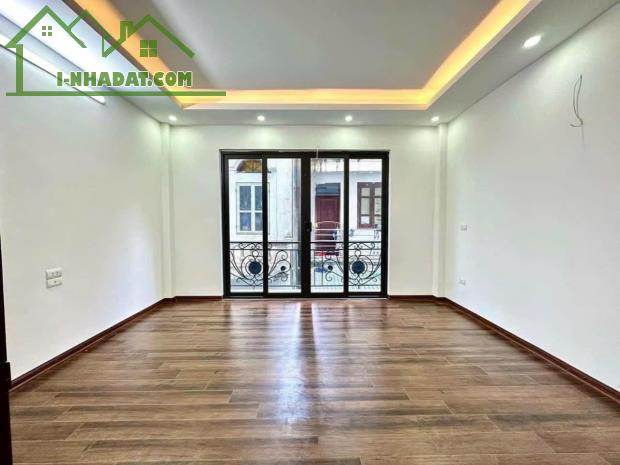 Cần bán gấp nhà 5T xây mới, cuối Trịnh văn Bô kéo dài, ô tô vào nhà, DT: 35m2, giá 4,35 tỷ - 1
