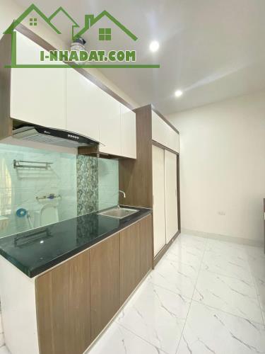 Cần Tiền Bán Gấp Căn Nhà 7 Tầng , Thang Máy Phố Trương Định Hiệu Xuất Cao, Chào 12.5 Tỷ - 2