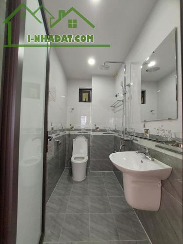 Bán nhà Phương Canh 35m2 x 5 tầng, MT 4m, ô tô đỗ cửa, lô góc, giá 3.95 tỷ