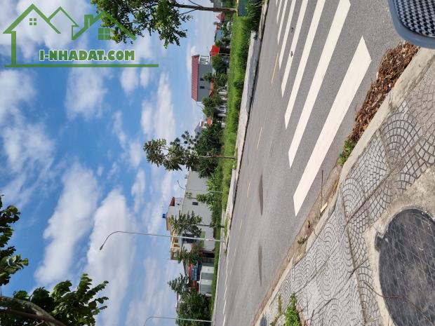 C,CHỦ CẦN BÁN GẤP 1 LÔ ĐẤT BẢO LONG  NEW - CITY   HƯƠNG MẠC DT88M MT5M GIÁ 1.35TY