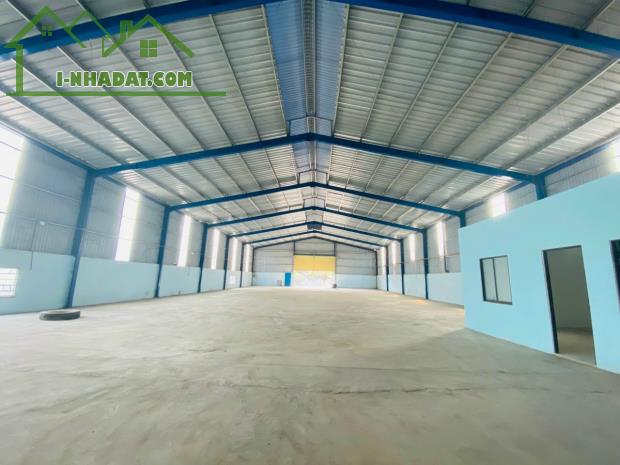 Cho thuê nhà xưởng 5500m2, gần QL1A, Bến Lức, Long An