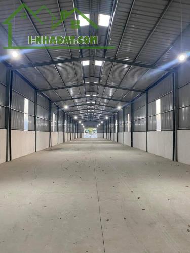 Cho thuê kho xưởng 1000m2, 2000m2 đường QL 1A, Bến Lức, Long An