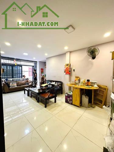 Nhà HXH Tô Hiến Thành, Quận 10, 98m2, ngang rộng, chỉ 10 tỷ 700 - 2