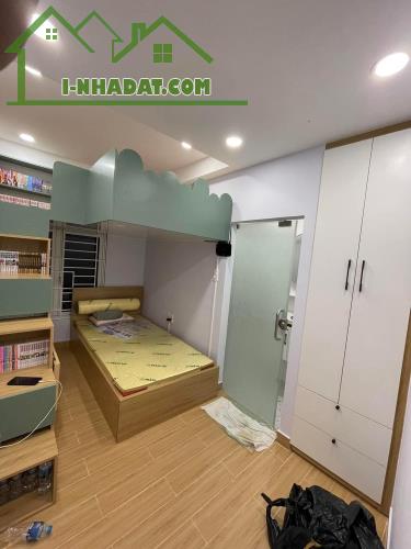 Bán gấp trong 7 ngày, nhà Sư Vạn Hạnh, Quận 10, 47m2, 3 tầng, chỉ 4 tỷ 300 - 2