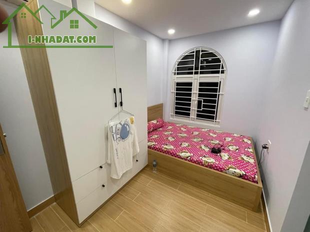 Bán gấp trong 7 ngày, nhà Sư Vạn Hạnh, Quận 10, 47m2, 3 tầng, chỉ 4 tỷ 300