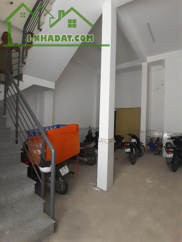 CHDV Mặt tiền Bình Tân mới cứng 149m2 8x20 5 tầng mới đẹp, có 60tr/th, 13.8 tỷ, ngôp bank - 1