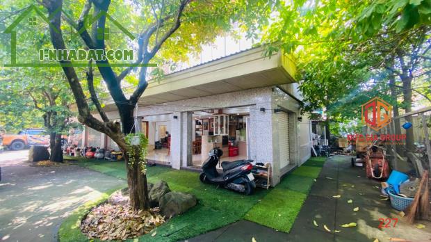 Bán biệt thự view sông Đồng Nai mặt tiền đường bờ kè Bửu Long; 1300m2 thổ cư giá 50 tỷ - 2