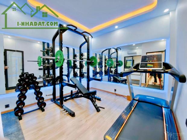 Nhà đẹp phố Nguyễn Văn Cừ, 70m2 x 6T, lô góc, gara ôtô, thang máy, KD, nội thất Châu Âu - 1