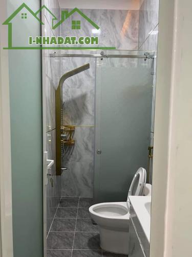 CHỦ GỬI CẦN BÁN GẤP NHÀ HẺM ÔTÔ 65m²-3tỷ2(TL) Nguyễn Thị Thập P. Tân Phú Quận 7 - Đã có sổ