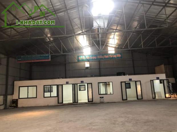 Cho thuê 800m2 Kho, Xưởng tại  ngã tư Trôi, TT. Trạm Trôi, Hoài Đức, Hà Nội