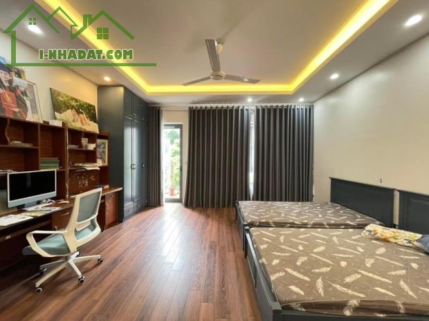 Nhà Đẹp Ngọc Thụy, Phân Lô Giáo Viên, Gara, Ô tô tránh, Công Viên, Xách Valy Ở Luôn. - 3