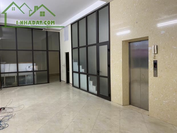 Hiếm P/lô ô tô, kinh doanh Hoàng Văn Thái Thanh Xuân, DT 100m2, Giá 17 tỷ