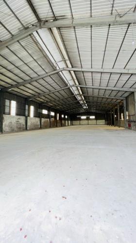 Cho thuê nhà xưởng 1400m2 tại TP Thuận An, Bình Dương