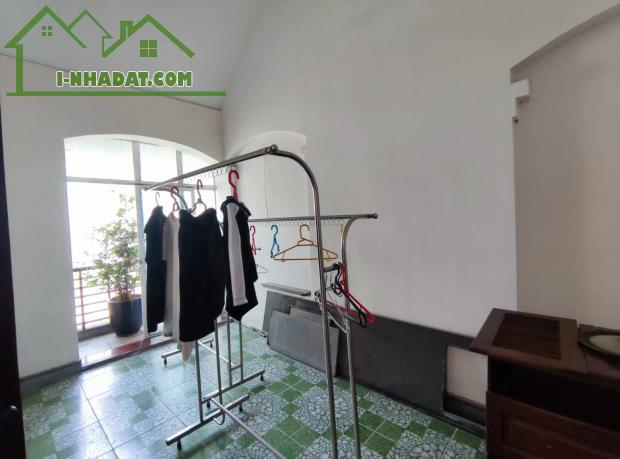 Bán nhà Đội Cấn 65m2 – Mặt tiền 8,3m – Lô góc 3 mặt tiền – 19,9 tỷ .