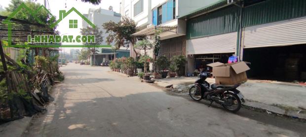 Bán đất dịch vụ Vạn Phúc, gần mầm non Vạn Bảo, đẹp không tì vết, 50m2, đông nam giá 7.5 tỷ - 2