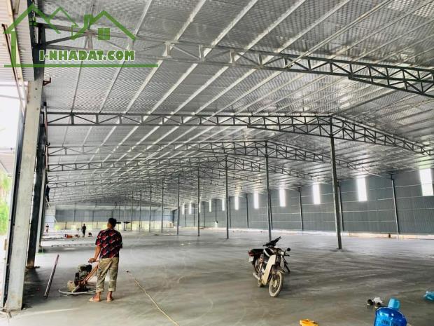 Cho thuê kho xưởng 300m2 đường La Dương Dương Nội Hà Đông