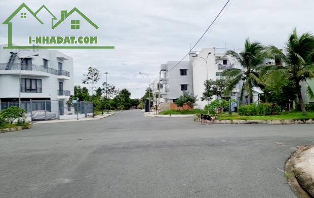 bán đất 10x 17.3m khu dân cư xã Đức Hòa Đông, Đức Hòa, thổ cư 100% giá 2.3 tỷ