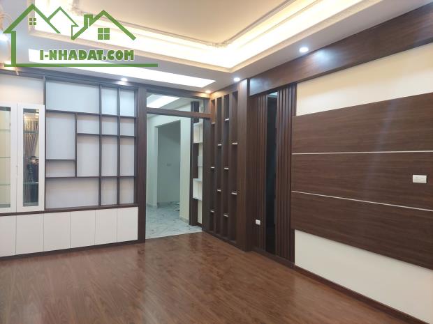 Phân Lô Đường Nguyễn Sơn - Long Biên 50m2 6 Tầng Mặt Tiền4.5m Nhỉnh 10 Tỷ - 3