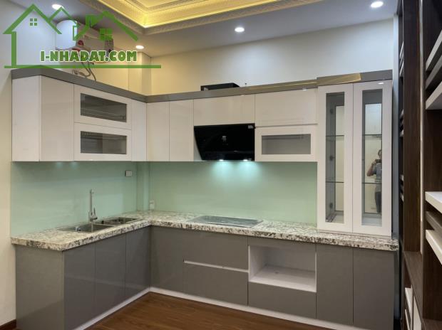 Phân Lô Đường Nguyễn Sơn - Long Biên 50m2 6 Tầng Mặt Tiền4.5m Nhỉnh 10 Tỷ - 1