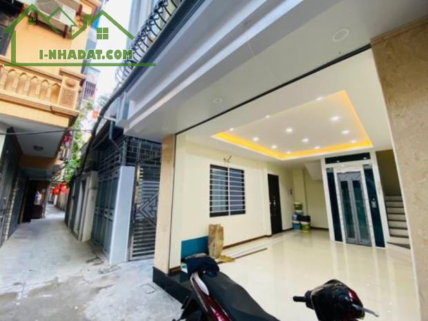 HOÀNG ĐẠO THÀNH CÒN SÓT 1 CĂN DUY NHÂT 6 TẦNG LÔ GÓC  THANG MÁY - 4