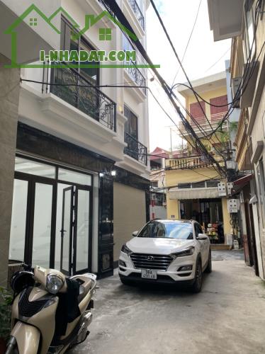 Phúc Đồng Long Biên bán nhà 5 tầng lô góc kinh doanh ô tô qua giá 4 tỷ 95.