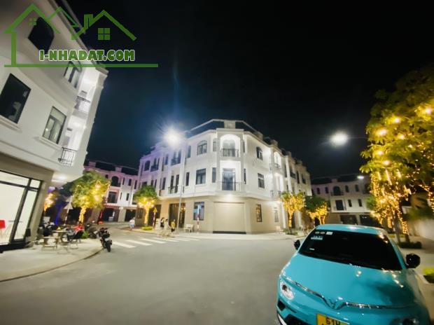Nhà phố Phước Điền Bình Chuẩn, Thuận An, Giá 3.850 tỷ/căn, TT 30% nhận nhà ngay - 2