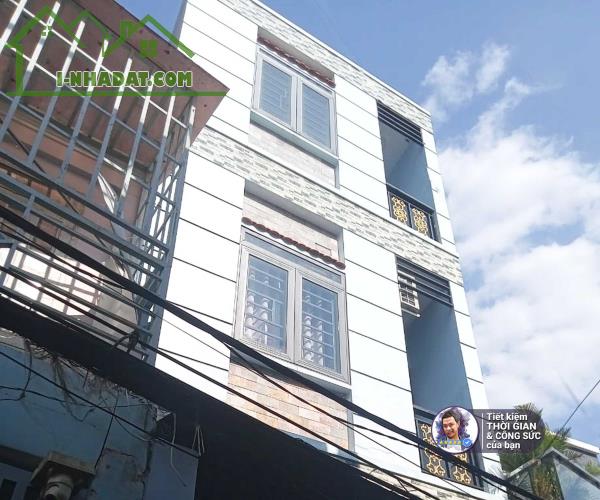 BÁN NHÀ HẺM LÊ VĂN LƯƠNG, PHƯỜNG TÂN HƯNG. 38M2.3 TẦNG. 3 PHÒNG NGỦ. CÁCH Q1 CHỈ 3KM
