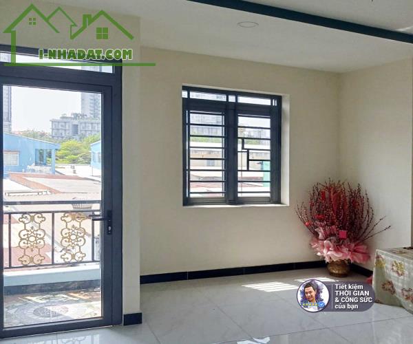 BÁN NHÀ HẺM LÊ VĂN LƯƠNG, PHƯỜNG TÂN HƯNG. 38M2.3 TẦNG. 3 PHÒNG NGỦ. CÁCH Q1 CHỈ 3KM - 4
