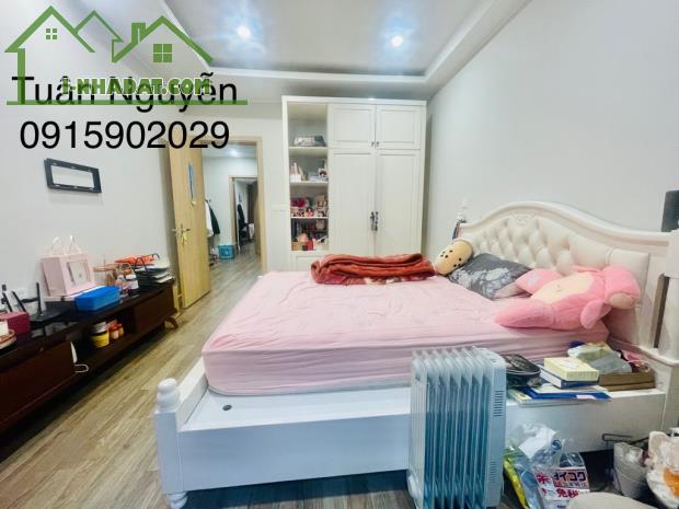 Bán khu phân lô hai bà trưng phố Trương Định vỉ hè đường 2 chiều ô tô dừng đỗ DT 106 m2 32 - 4