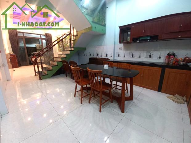 BÁN RẺ ĐẤT NHÀ LONG BÌNH 1TRỆT 2LẦU MỚI ĐẸP SỔ THỔ CƯ ĐƯỜNG RỘNG, SÂN OTO - 4