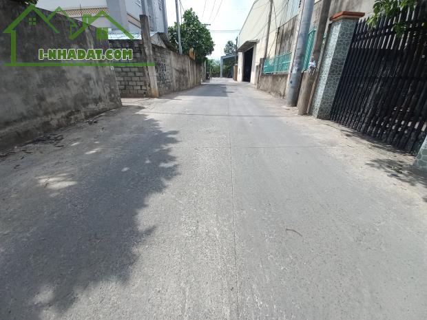 BÁN RẺ ĐẤT NHÀ LONG BÌNH 1TRỆT 2LẦU MỚI ĐẸP SỔ THỔ CƯ ĐƯỜNG RỘNG, SÂN OTO - 2
