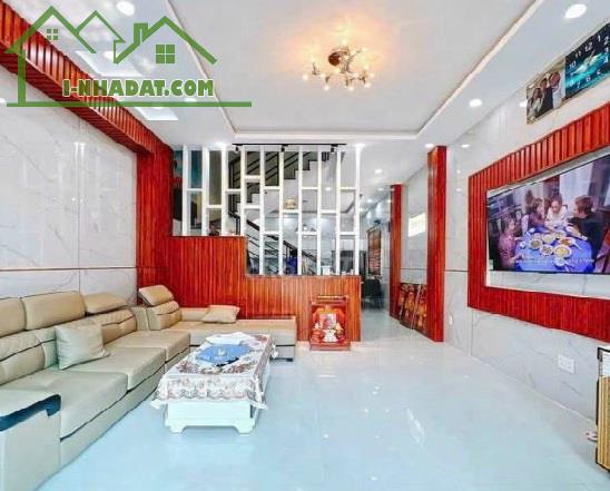 Bán Nhà riêng đường Nguyễn Hữu Thọ, Ô Tô, 5 phút ra sân bay, 65m2*3T chỉ 3 tỷ 700 - 2