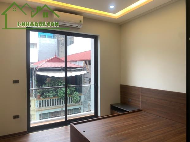 Bán nhà phân lô mặt ngõ 104 Định Công, 70m2, lô góc kinh doanh, 21 tỷ - 2