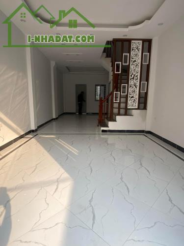 Bán nhà Vạn Phúc, Hà Đông, 45m2x4 tầng 2 thoáng, mt 6.5m - 15m ra phố, ô tô 5 tạ đỗ cửa - 5