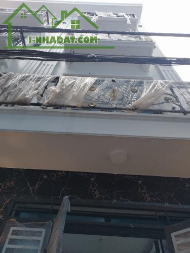 Chỉ hơn 6 tỷ có nhà Vạn Phúc 4 tầng ô tô cách 20m - 1