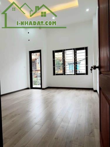 Bán nhà Lai Xá, Kim Chung 32m2*5T. 100m đến chợ Lai Xá, đường 32. Ngõ thông. Đầu tư tốt - 2