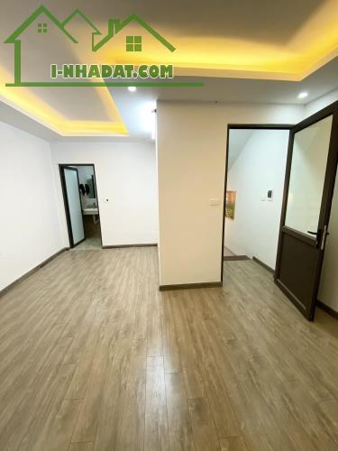 Bán nhà phố Cổng Đồng, La Khê 50m2x6T, hơn 8 tỷ, vỉa hè, ô tô tránh, kinh doanh, tiềm năng - 2