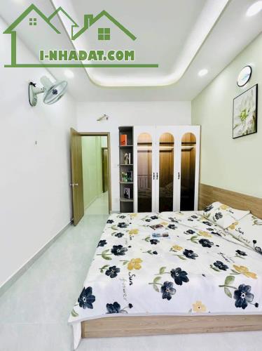 BÁN GẤP BÁN LỖ NHÀ HẺM 5m 55m²-2tỷ450 Đ. Nguyễn Biểu, P.1, Quận 5 Đang có HĐ thuê 14tr/th - 2