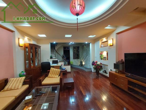 💥 Bán nhà Nguyễn Khang, Ô tô, Kinh doanh, Ngõ thông, Gần phố, 90m2 6T MT 5.2m 💥 - 1