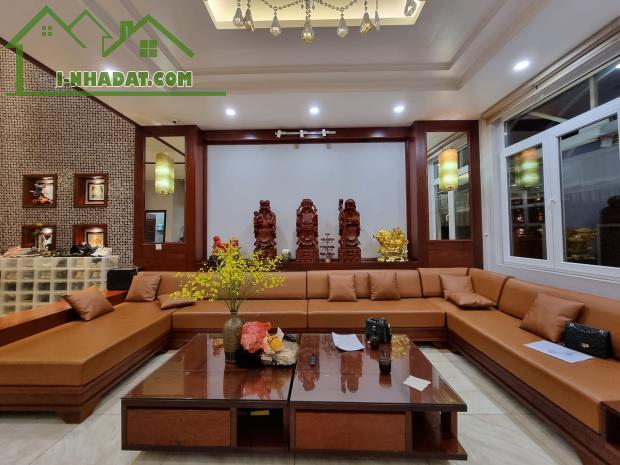 Bán nhà Nguyễn Phong Sắc phân lô vỉa hè – oto đỗ ngày đêm , 100m2 7 tầng KD tốt 23 tỷ . - 1
